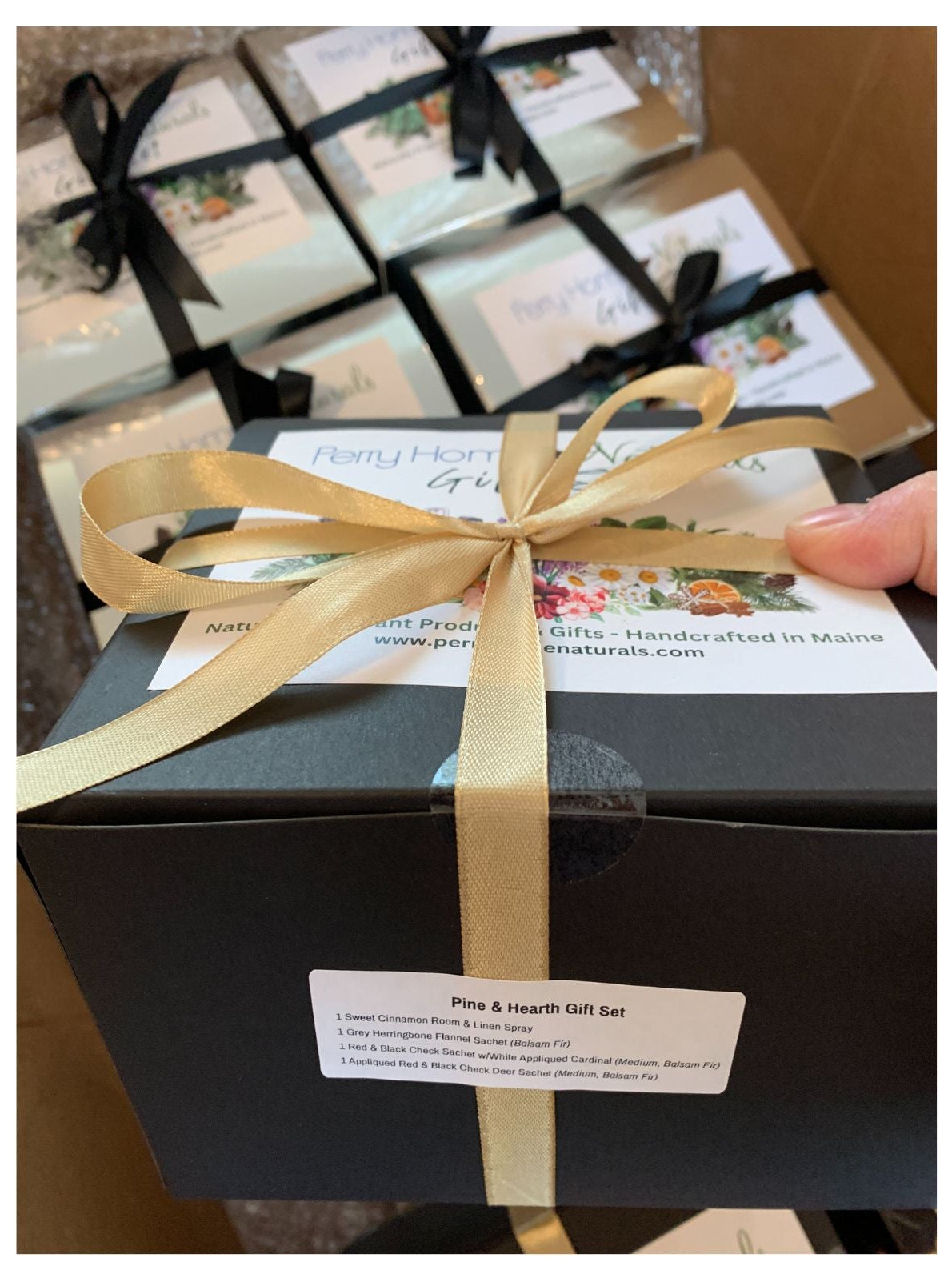 Pine & Hearth Gift Set β Sachets & Room Spray - Gift Ready! π