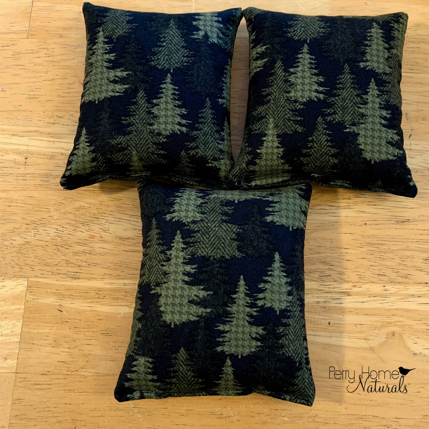 Maine Balsam Fir Pillow with Woodland Scene and Applique