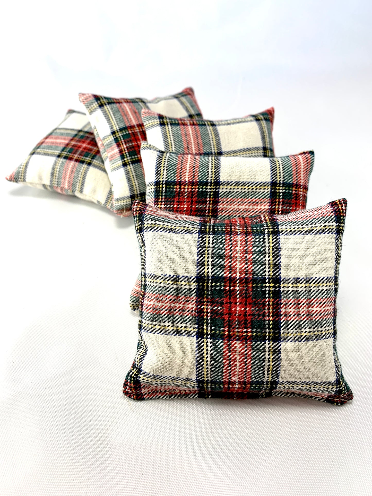 Maine Balsam Fir Sachets in Holiday Plaid Twill - Set of Five Small Sachets