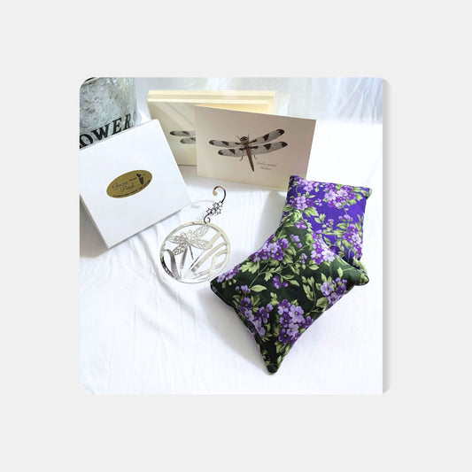 Medium Gift Box – Dragonfly Ornament, Notecards & 2 Lavender Sachets